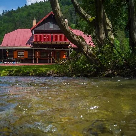 Smiech 山林小屋 鲁容贝罗克