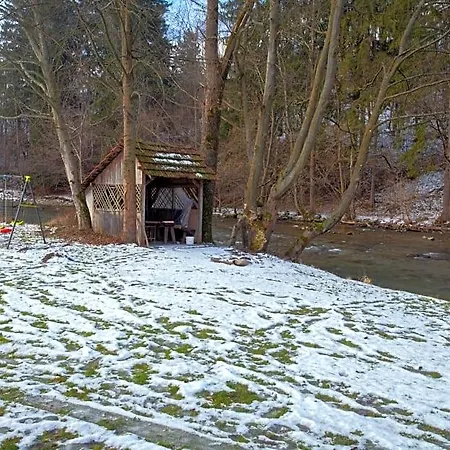 Lodge Smiech *